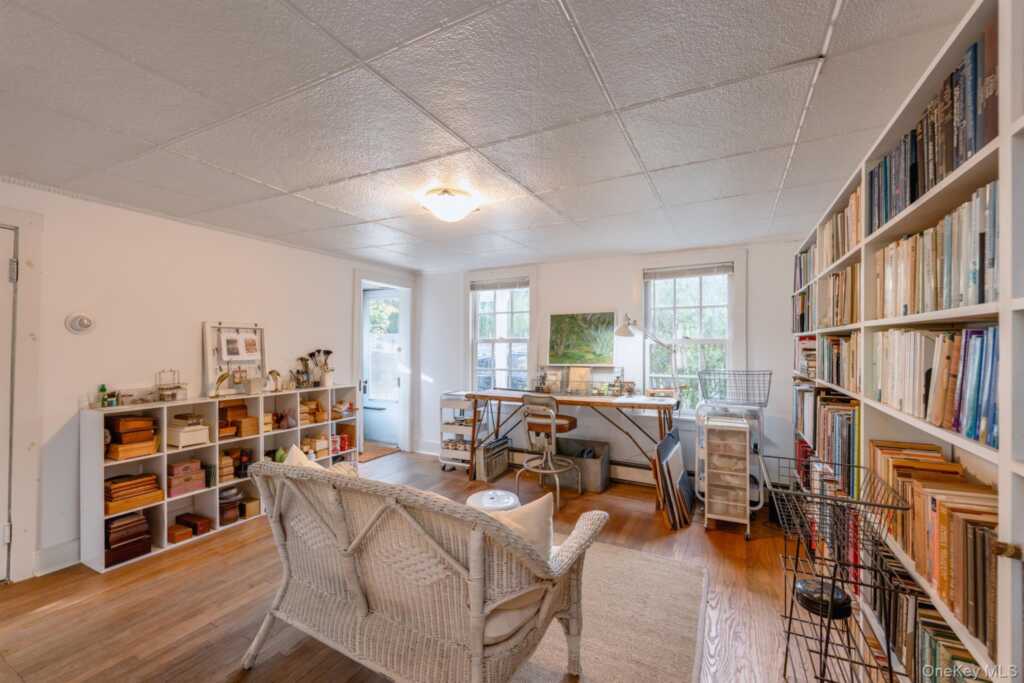 48 Tompkins Street, Kingston, NY 12401 - Photo 9 of 36