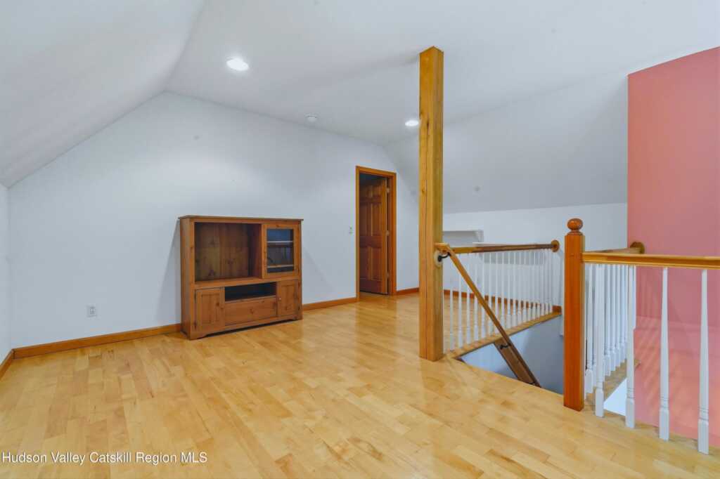 66 Scal Bo Road, Saugerties, NY 12477 - Photo 17 of 32