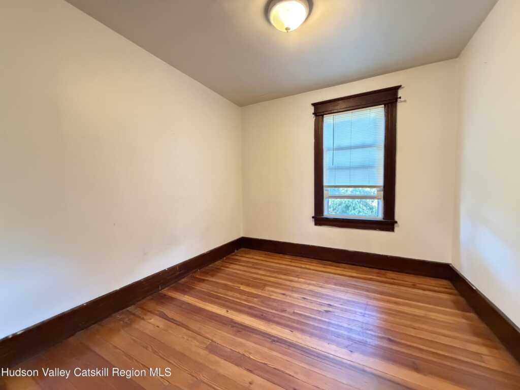 252 Elmendorf Street, Kingston, NY 12401 - Photo 16 of 17