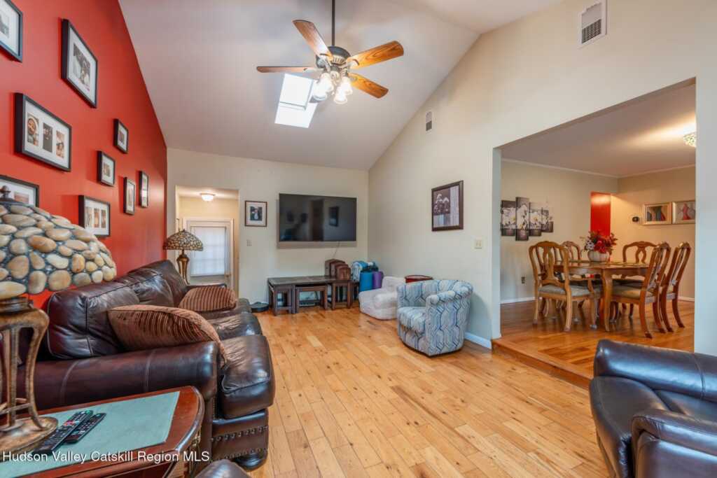 608 Plainfield Street, Kingston, NY 12401 - Photo 12 of 48