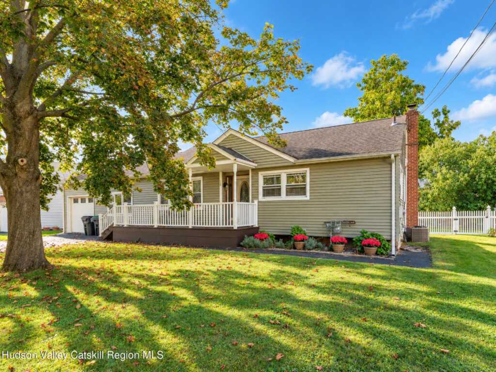 608 Plainfield Street, Kingston, NY 12401 - Photo 2 of 48