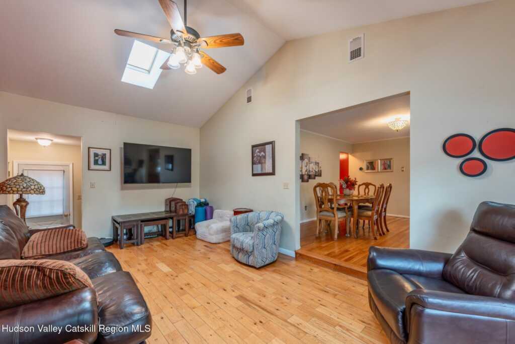 608 Plainfield Street, Kingston, NY 12401 - Photo 22 of 48