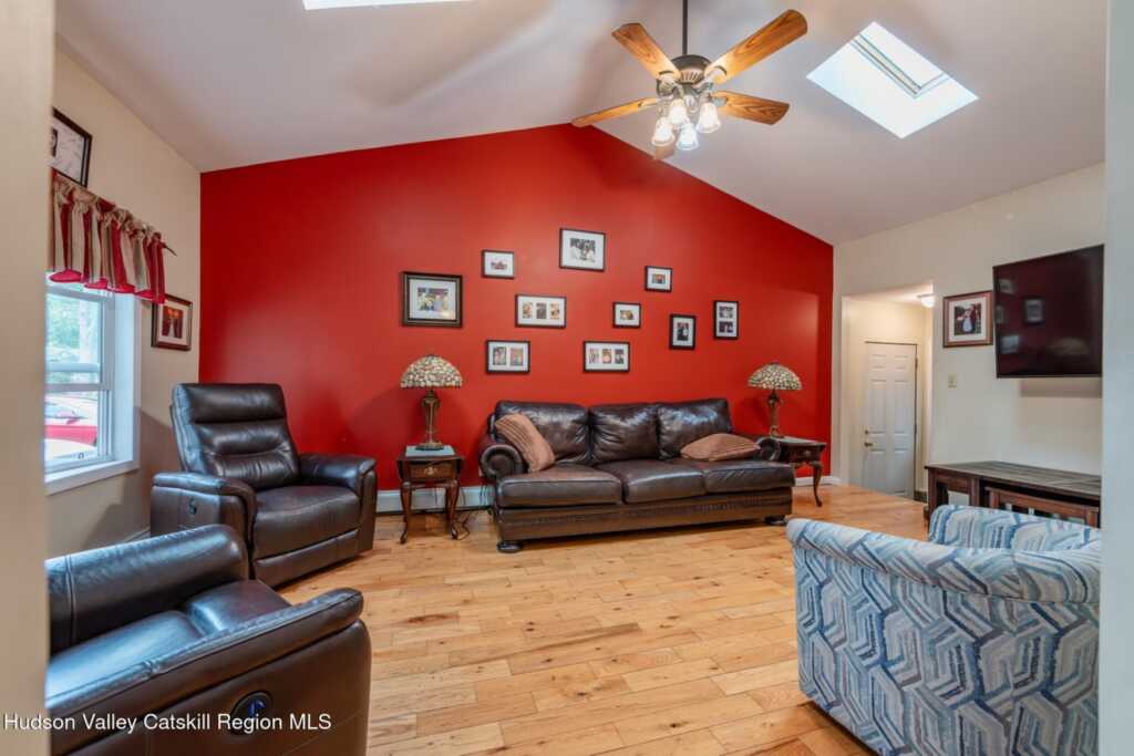 608 Plainfield Street, Kingston, NY 12401 - Photo 9 of 48