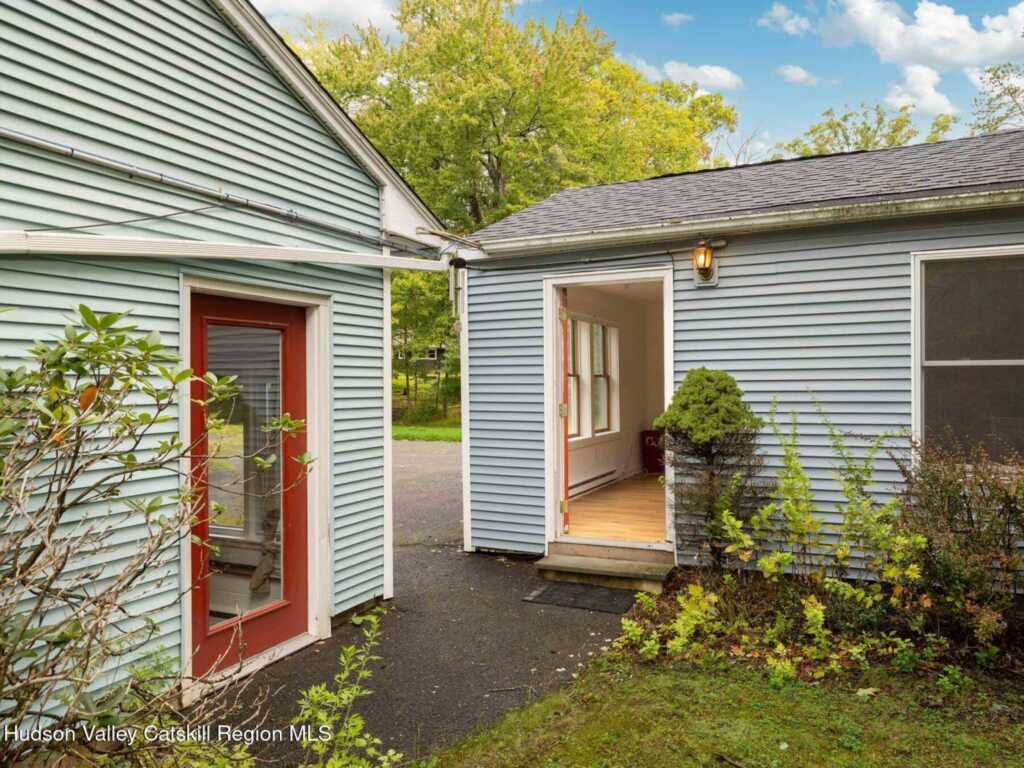 5 Van De Bogart Road, Woodstock, NY 12498 - Photo 27 of 36