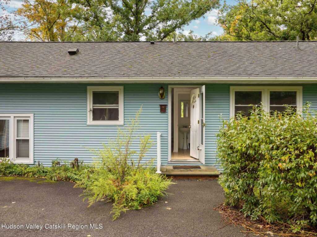 5 Van De Bogart Road, Woodstock, NY 12498 - Photo 5 of 36