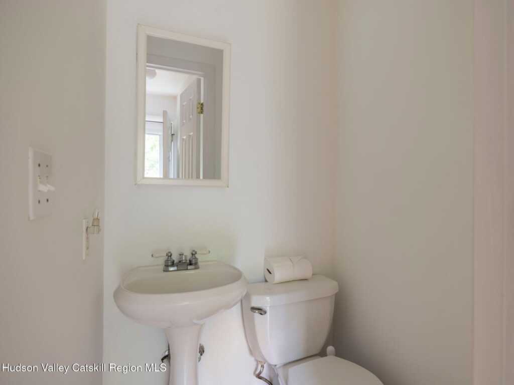 5 Van De Bogart Road, Woodstock, NY 12498 - Photo 11 of 36