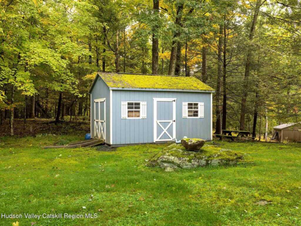 5 Van De Bogart Road, Woodstock, NY 12498 - Photo 32 of 36