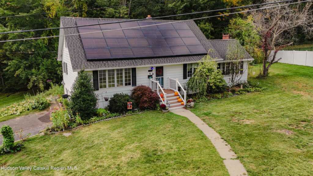 5 Garden Court, Saugerties, NY 12477