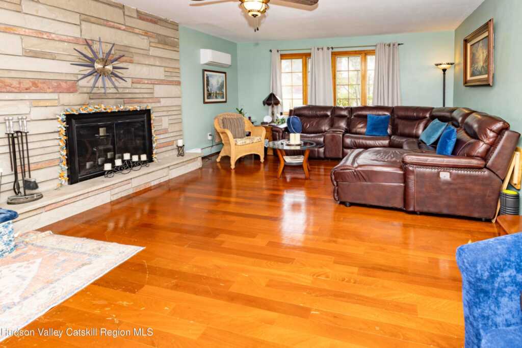 5 Garden Court, Saugerties, NY 12477 - Photo 11 of 46