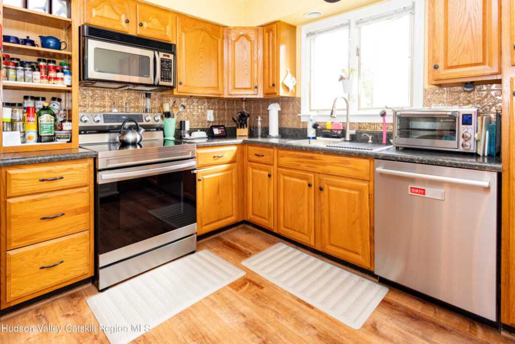 5 Garden Court, Saugerties, NY 12477 - Photo 18 of 46