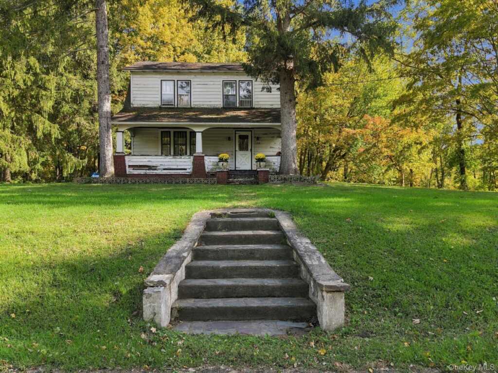 696 Springtown Road, Rosendale, NY 12486