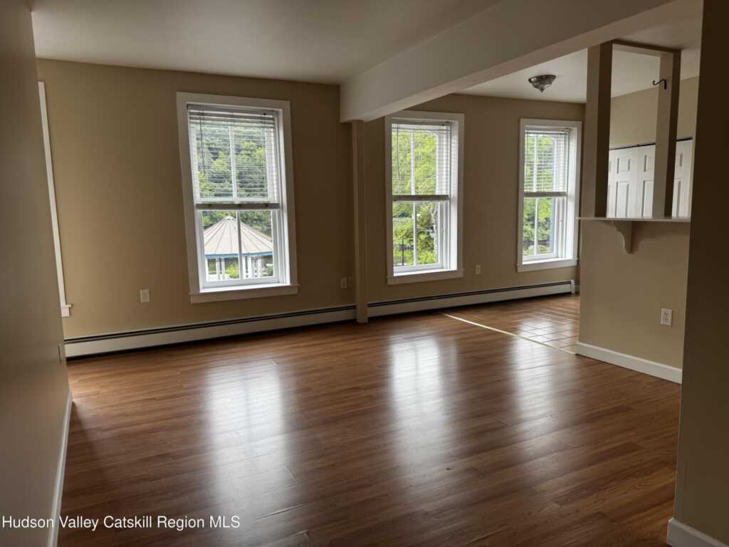 27 Strand Street, Unit #2a, Kingston, NY 12401 - Photo 2 of 11