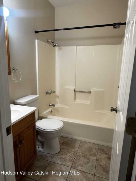 27 Strand Street, Unit #2a, Kingston, NY 12401 - Photo 9 of 11