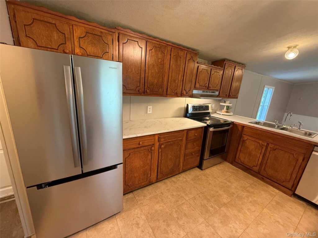 25 Fawn Road, Unit #8, Saugerties, NY 12477 - Photo 11 of 27