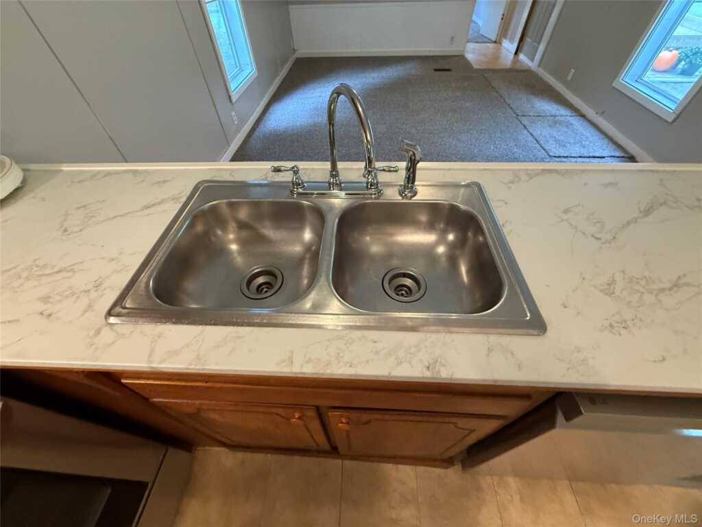25 Fawn Road, Unit #8, Saugerties, NY 12477 - Photo 13 of 27