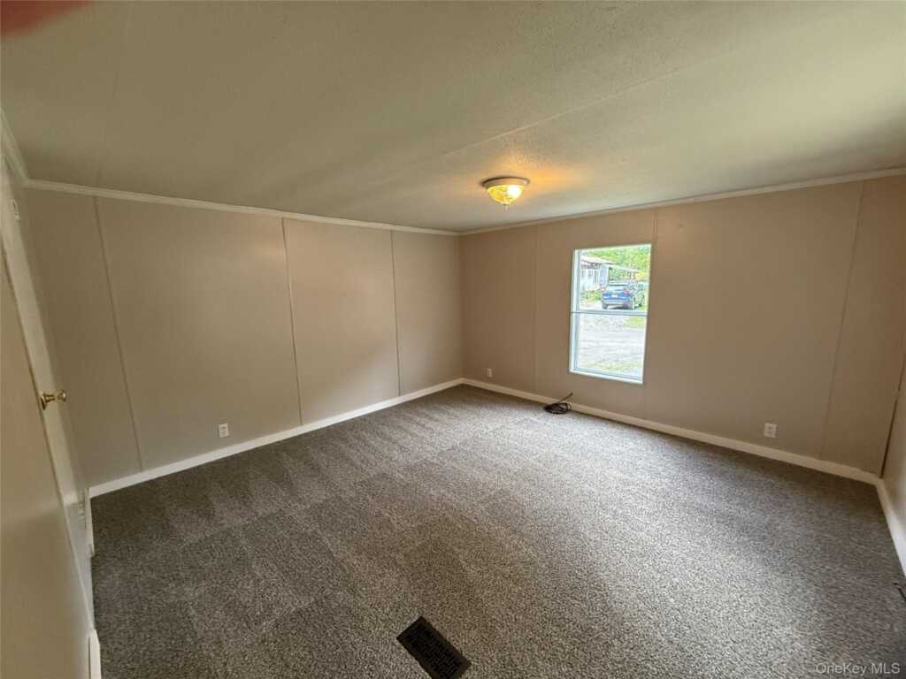 25 Fawn Road, Unit #8, Saugerties, NY 12477 - Photo 17 of 27