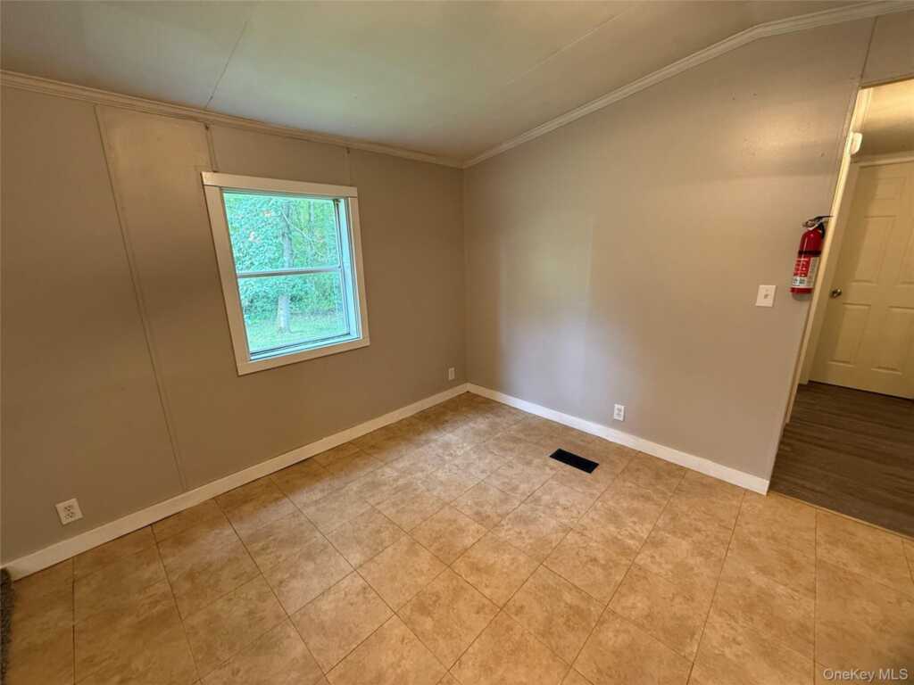 25 Fawn Road, Unit #8, Saugerties, NY 12477 - Photo 21 of 27