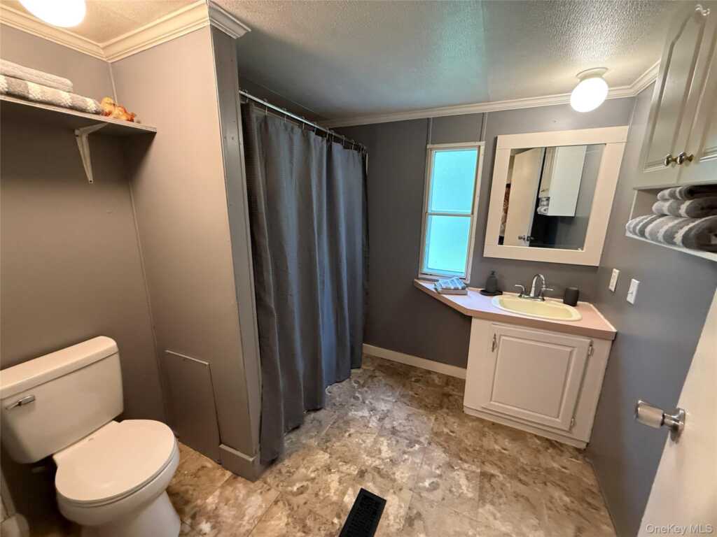 25 Fawn Road, Unit #8, Saugerties, NY 12477 - Photo 22 of 27