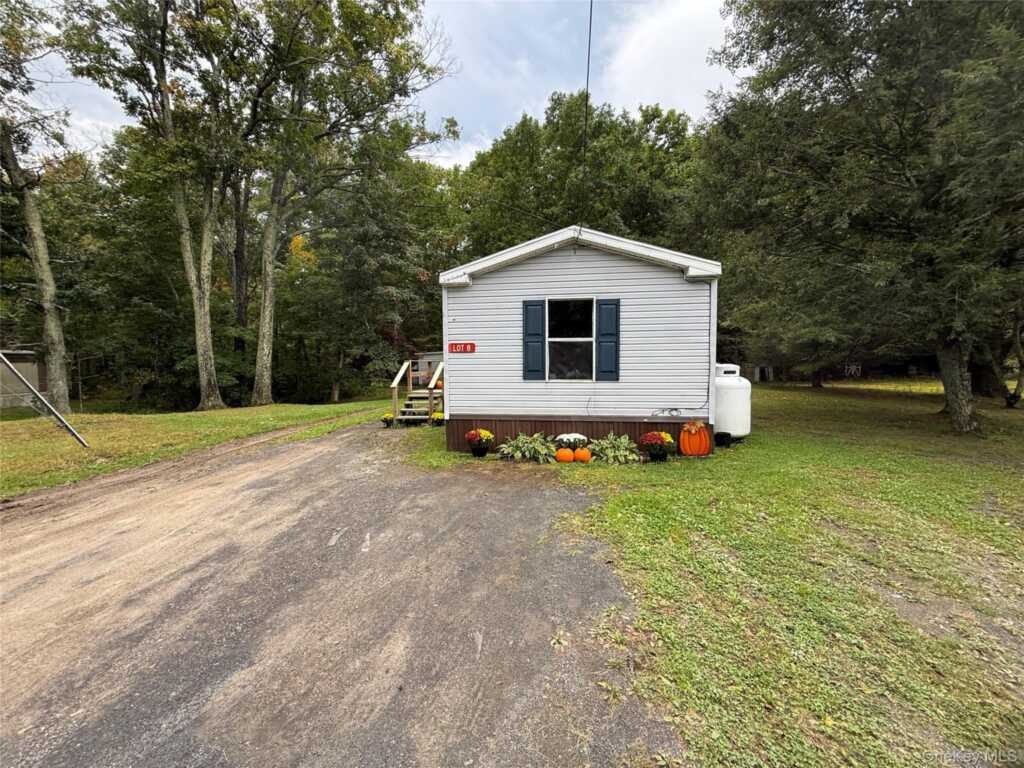 25 Fawn Road, Unit #8, Saugerties, NY 12477 - Photo 26 of 27