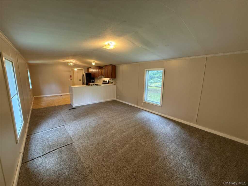 25 Fawn Road, Unit #8, Saugerties, NY 12477 - Photo 6 of 27