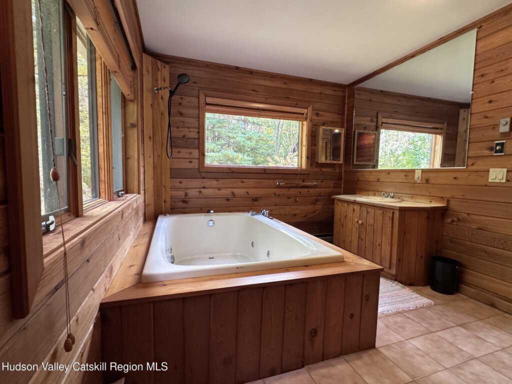50 Christie Court, Phoenicia, NY 12464 - Photo 25 of 41
