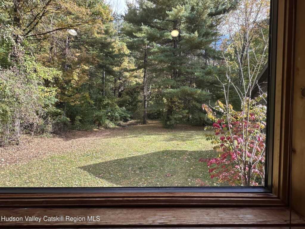 50 Christie Court, Phoenicia, NY 12464 - Photo 26 of 41