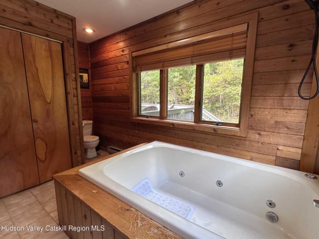 50 Christie Court, Phoenicia, NY 12464 - Photo 27 of 41