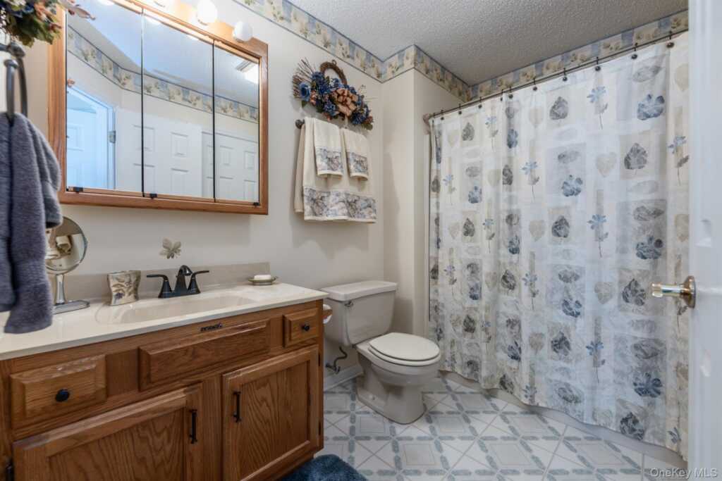 1 Cottonwood Circle, Saugerties, NY 12477 - Photo 34 of 50