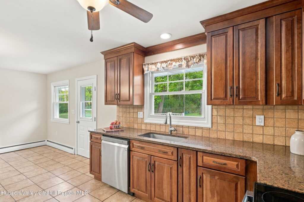 212 Rickey Road, Stone Ridge, NY 12484 - Photo 11 of 33