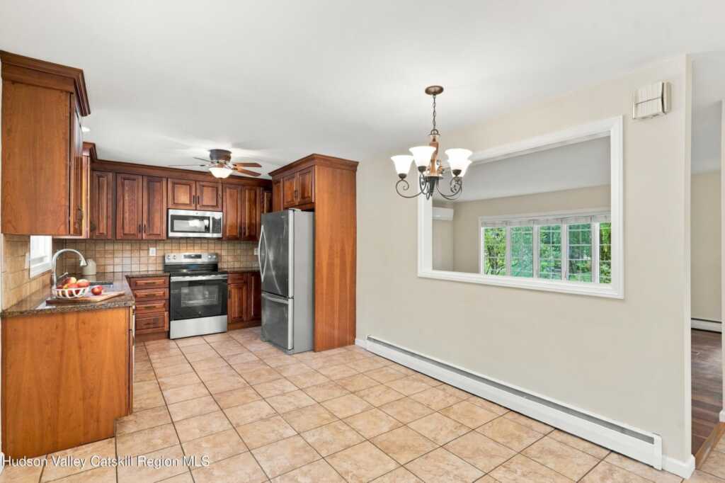 212 Rickey Road, Stone Ridge, NY 12484 - Photo 13 of 33