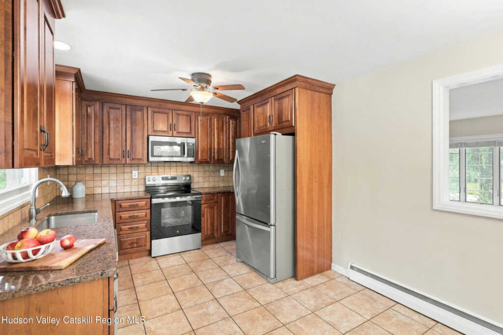 212 Rickey Road, Stone Ridge, NY 12484 - Photo 8 of 33