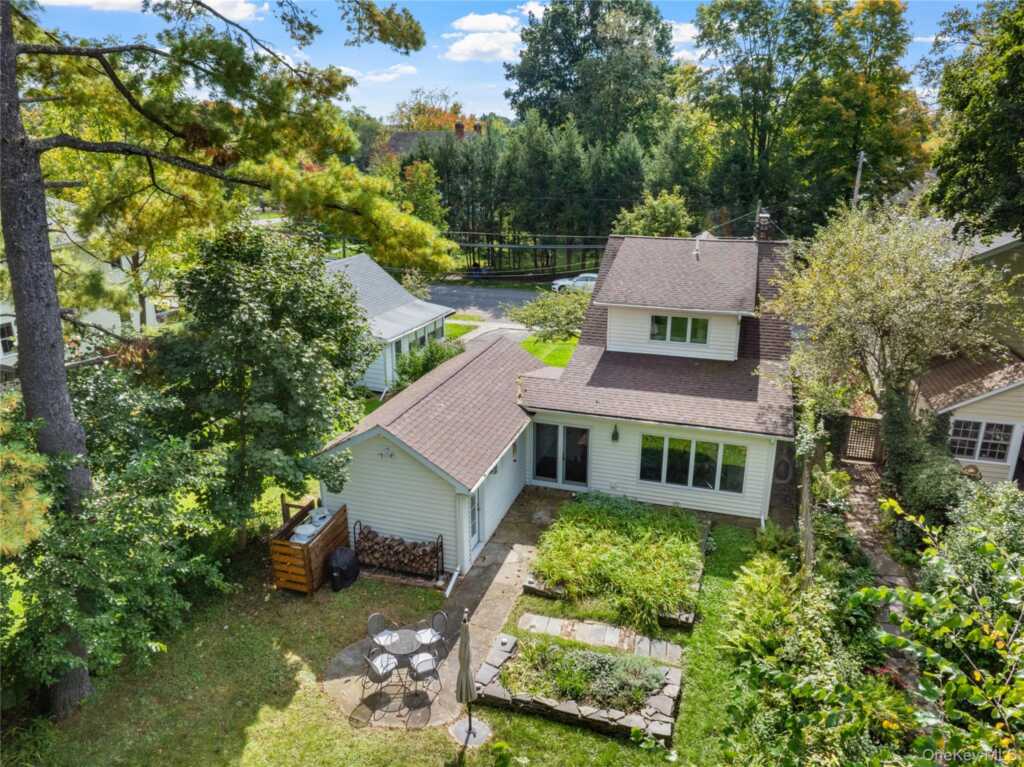 43 South Street, Rhinebeck, NY 12572 - Photo 17 of 20