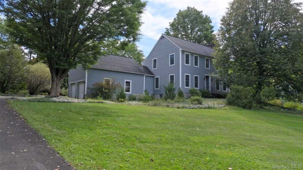 122 State Route 208, New Paltz, NY 12561