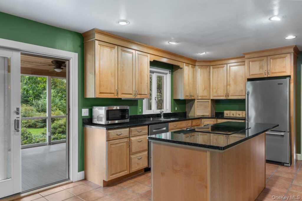 122 State Route 208, New Paltz, NY 12561 - Photo 13 of 43