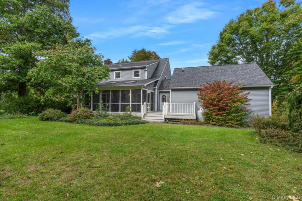 122 State Route 208, New Paltz, NY 12561 - Photo 3 of 43