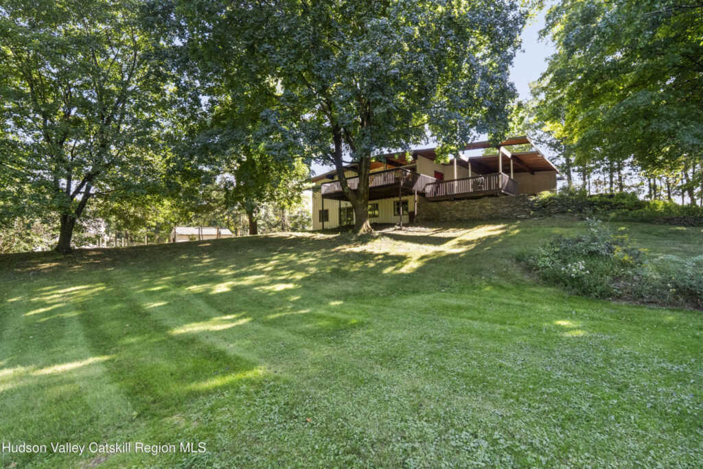 1156 Ulster Landing Road, Saugerties, NY 12477 - Photo 3 of 50
