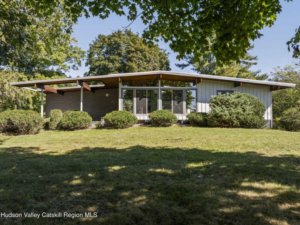 1156 Ulster Landing Road, Saugerties, NY 12477 - Photo 4 of 50
