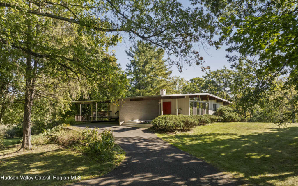1156 Ulster Landing Road, Saugerties, NY 12477 - Photo 7 of 50