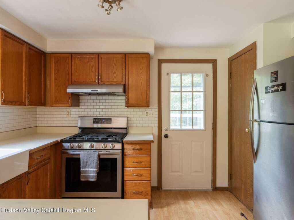 41 Dooley Drive, Saugerties, NY 12477 - Photo 10 of 48