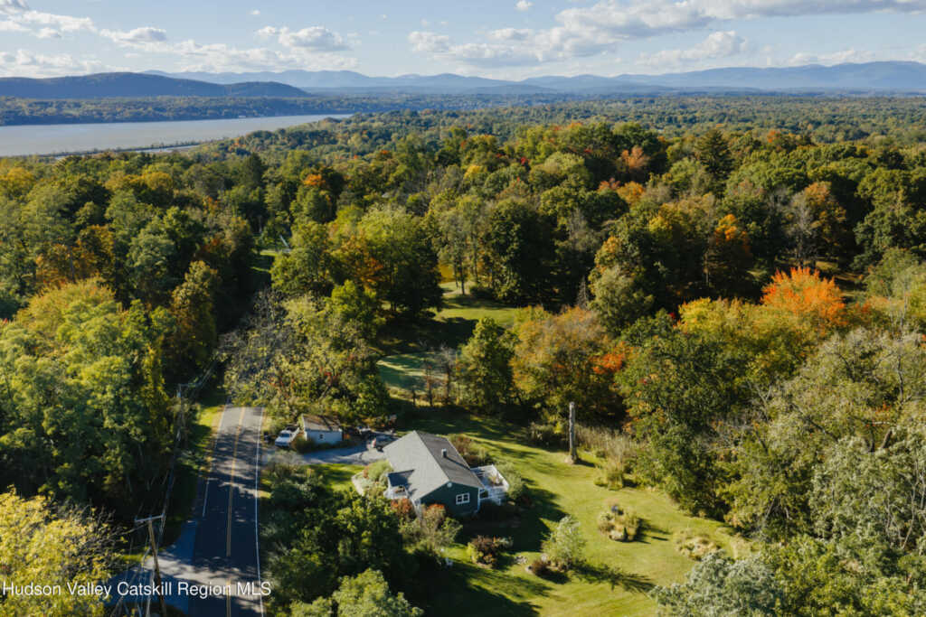 61 Primrose Hill Road, Rhinebeck, NY 12572