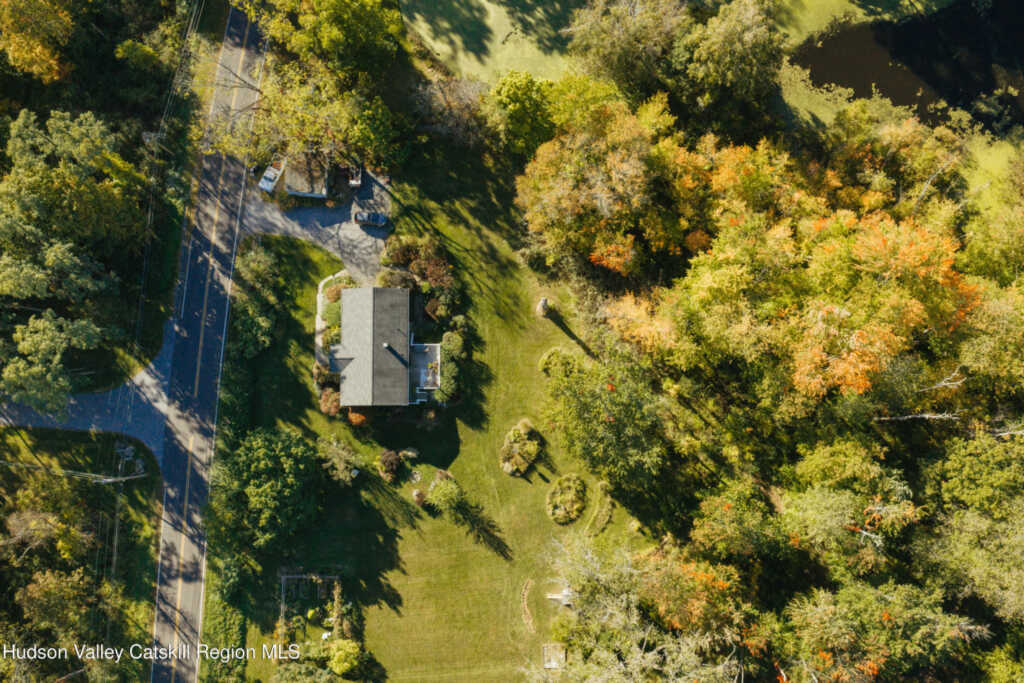 61 Primrose Hill Road, Rhinebeck, NY 12572 - Photo 7 of 24
