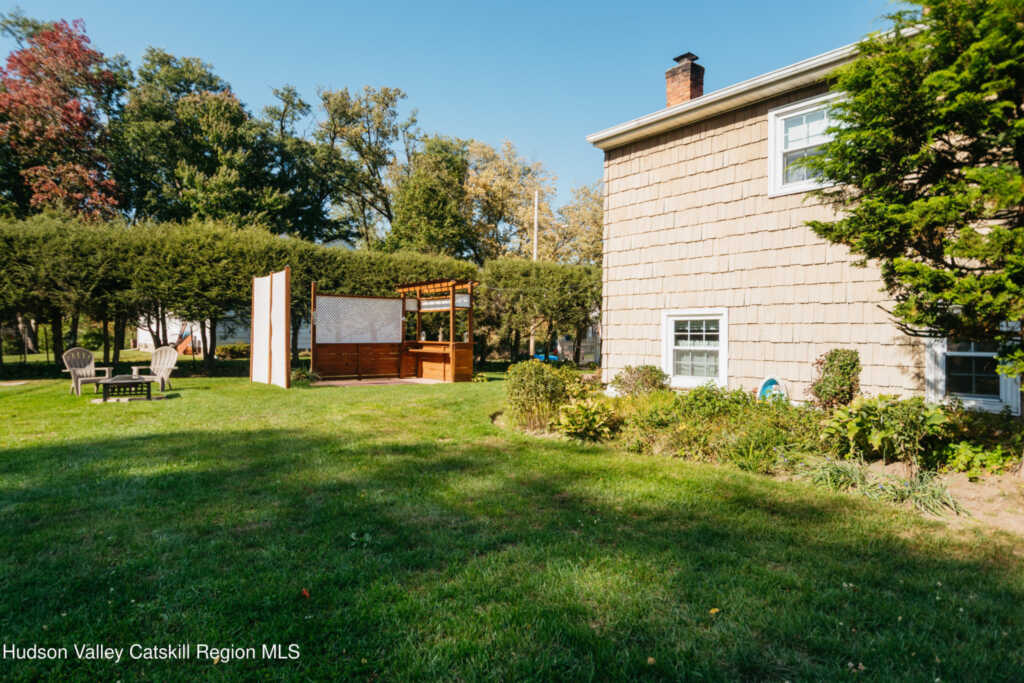 129 Southfield Street, Kingston, NY 12401 - Photo 32 of 37