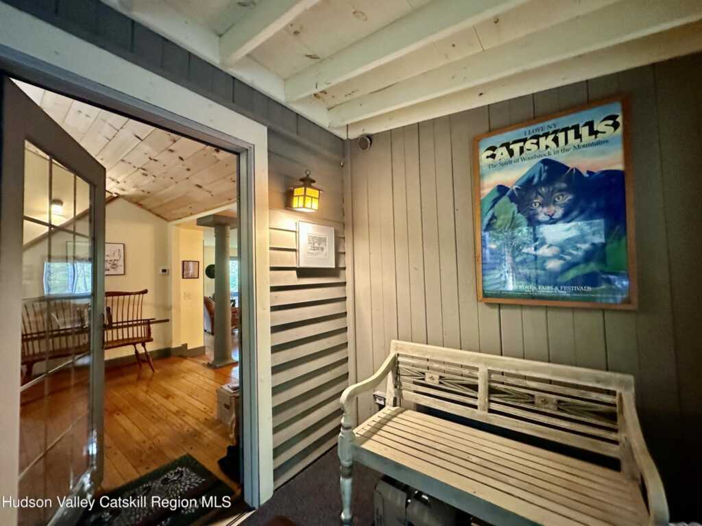 233 Ashokan Road, Kingston, NY 12401 - Photo 6 of 40