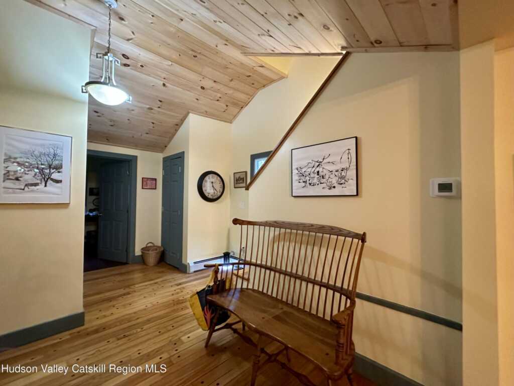 233 Ashokan Road, Kingston, NY 12401 - Photo 7 of 40