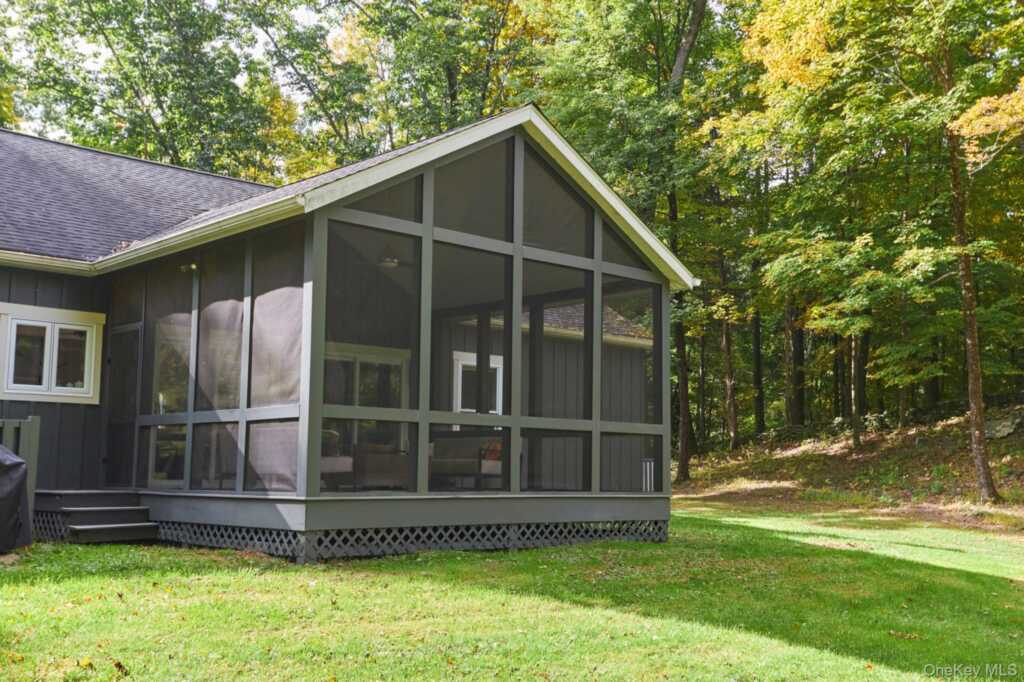 10 Old Primrose Hill, Rhinebeck, NY 12572 - Photo 15 of 22