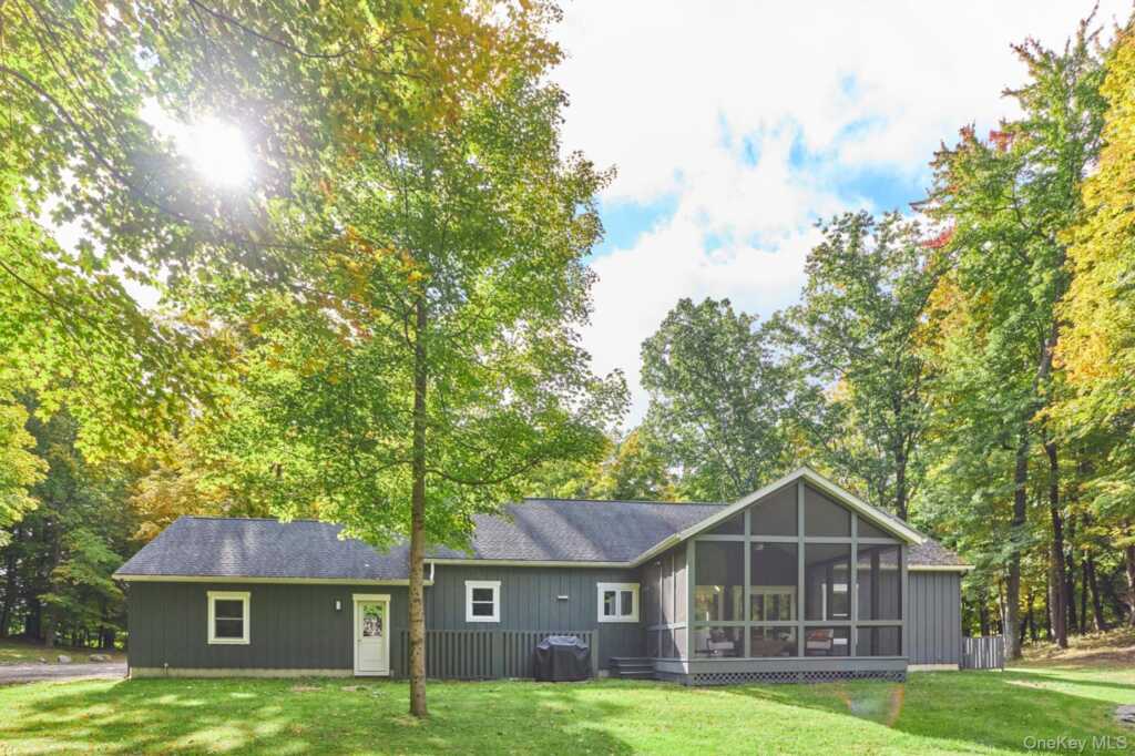 10 Old Primrose Hill, Rhinebeck, NY 12572 - Photo 16 of 22