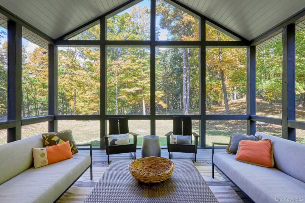 10 Old Primrose Hill, Rhinebeck, NY 12572 - Photo 5 of 22