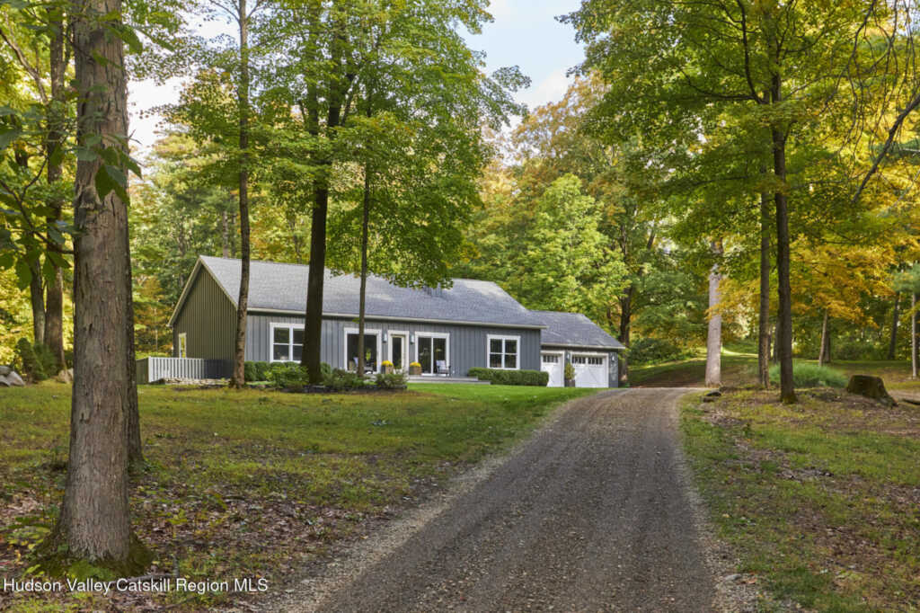 10 Old Primrose Hill Road, Rhinebeck, NY 12572 - Photo 2 of 24