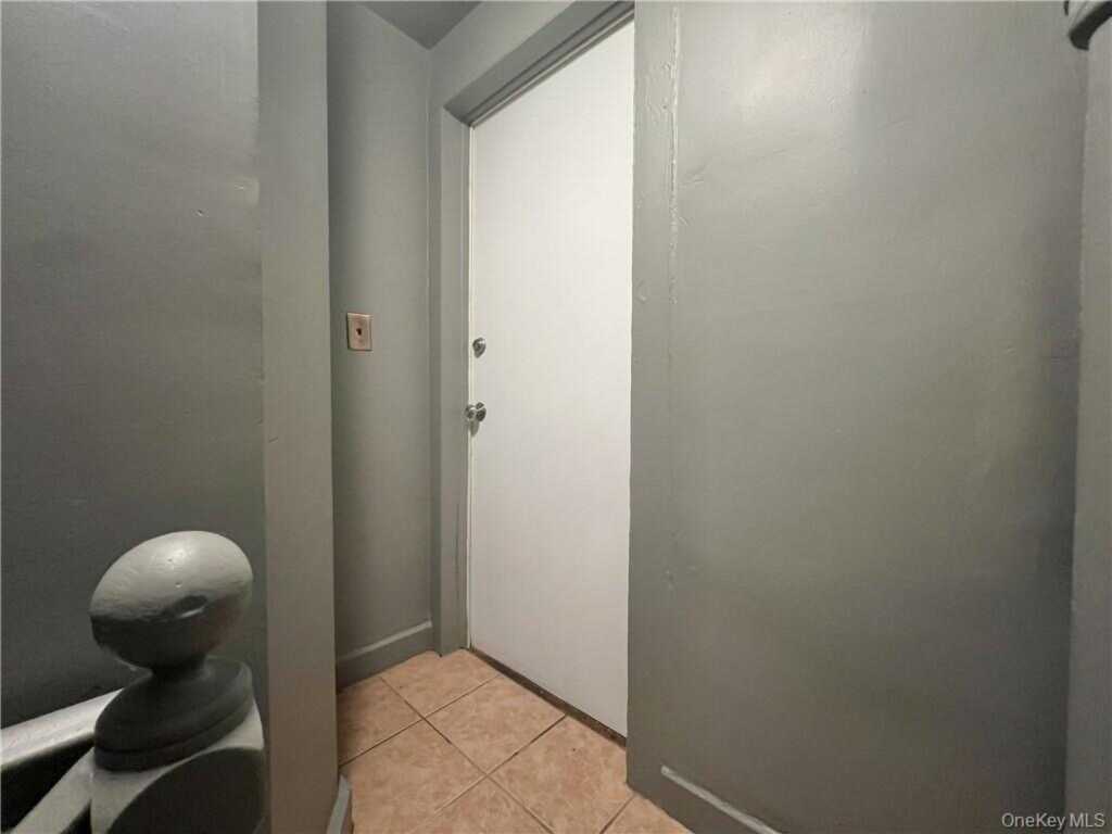 25 S Prospect Street, Unit #2, Kingston, NY 12401 - Photo 15 of 17