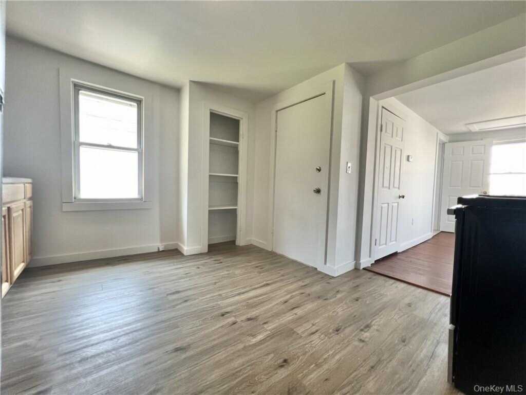 25 S Prospect Street, Unit #2, Kingston, NY 12401 - Photo 6 of 17
